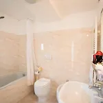 大教堂酒店 3*
